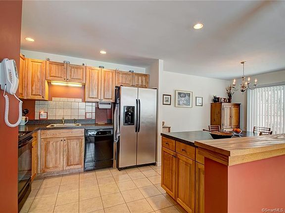 5th image of 24 Deer Path Unit 24