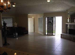 16207 New Field Dr, Houston, TX 77082
