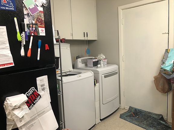 4th image of 219 S Bernard St
