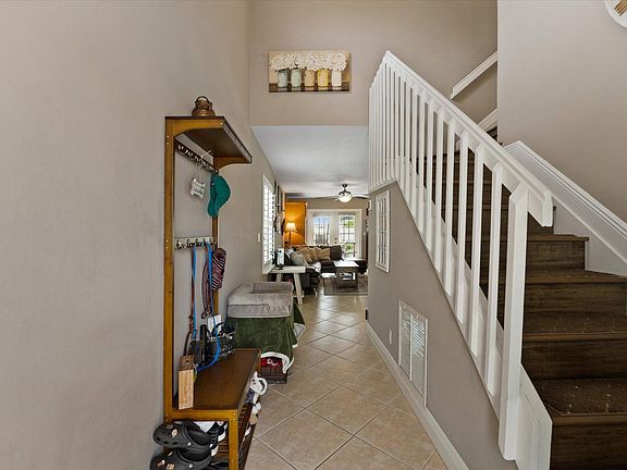 4th image of 5891 Thisledown Court