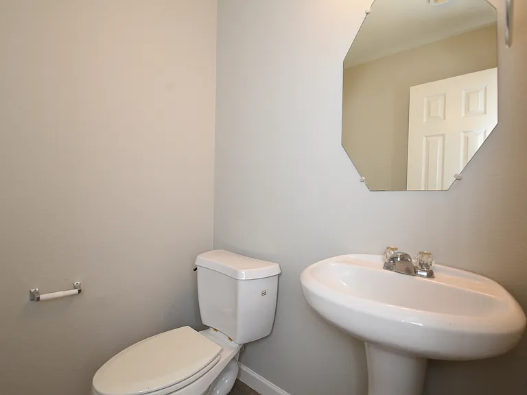 21603 Falvel Lake Dr — Photo 31