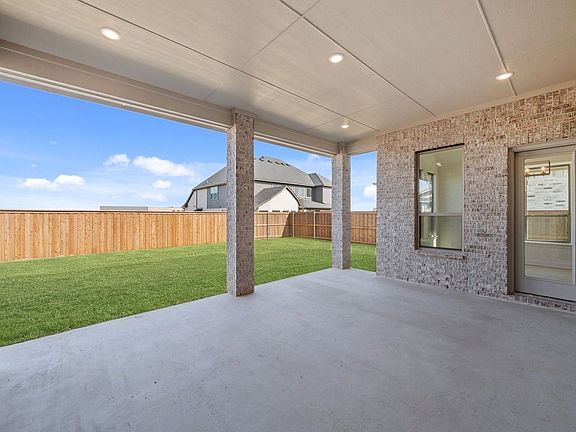 7th image of this home