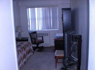 3rd image of 3410 De Reimer Ave APT 9M