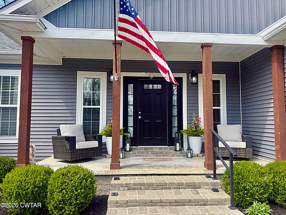 2nd image of 601 Locust St