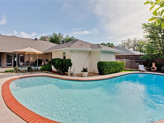 4th image of 9036 Maguires Bridge Dr
