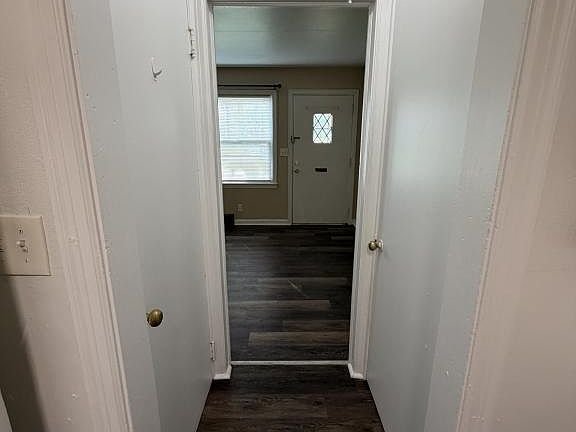 4th image of 730 West St