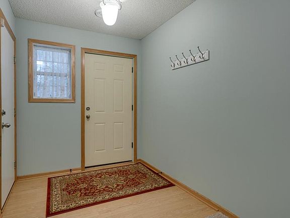 5th image of 6798 Pine Crest Trl S