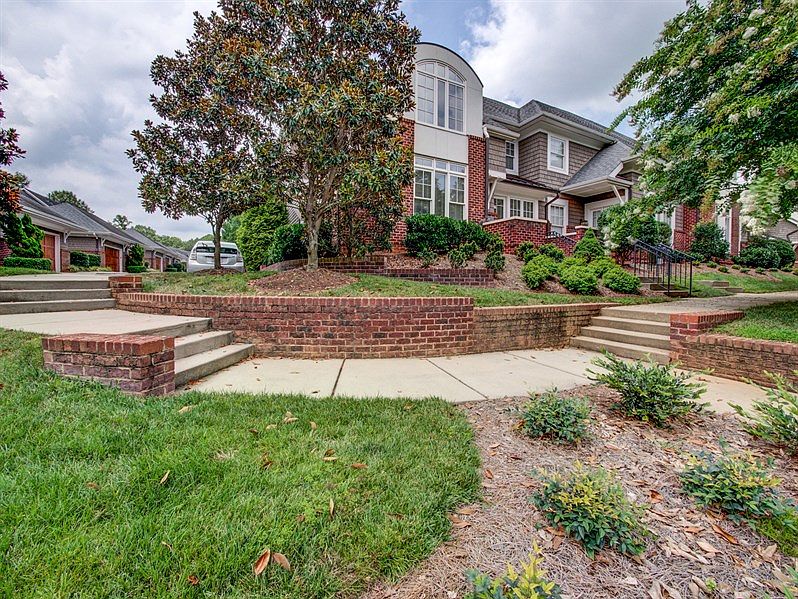 2nd image of 3655 Winslow Green Dr