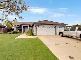 1621 Kit Fox Dr, Hughson, CA 95326