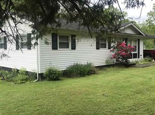 1027 Toms Creek Rd, Wayne, WV 25570