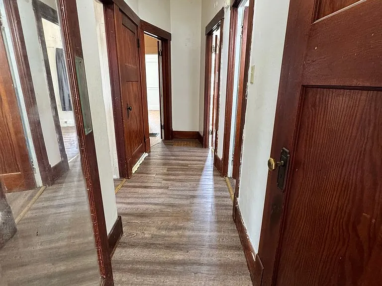 826 Williston Ave — Photo 14