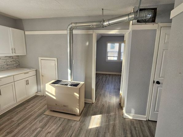 4604-4604A N 29th St