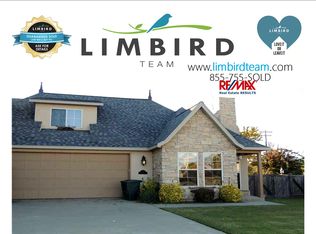 1622 Park St, Lowell, AR 72745