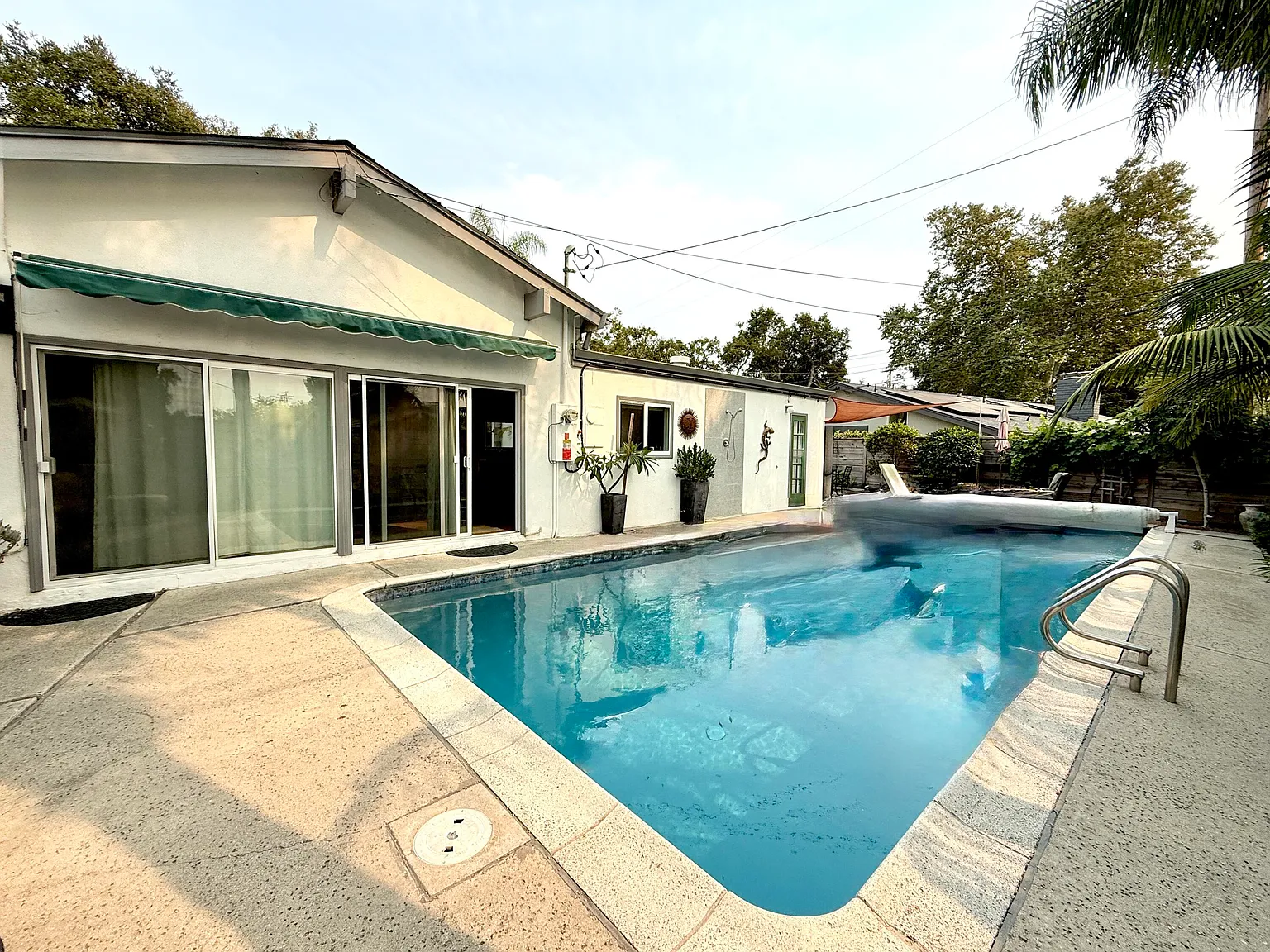 4 bed, 2.5 bath, 1768 sqft, $7,000 — Photo 1
