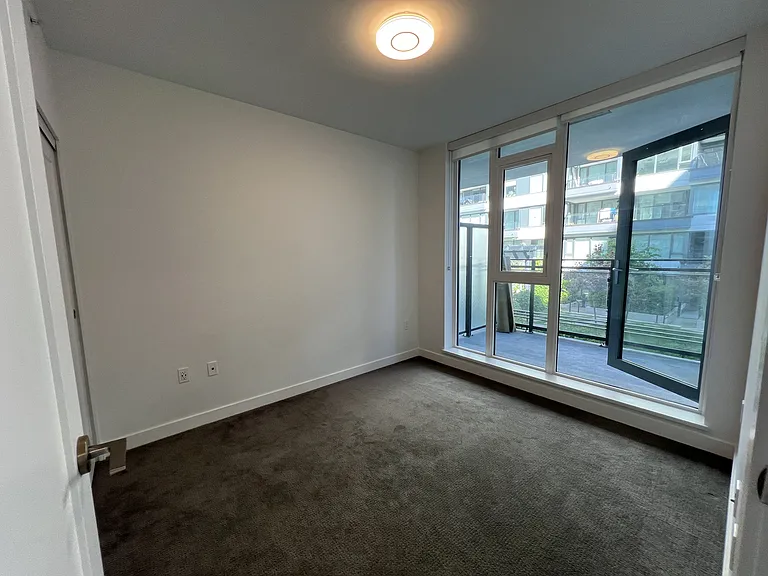 3200 Corvette Way #606 — Photo 12