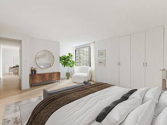 4th image of 322 W 57th St APT 45K