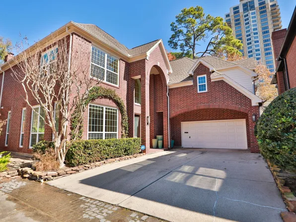 106 N Wynden Estates Ct, Houston, TX 77056