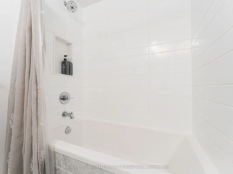 38 Iannuzzi St #2002 — Photo 27