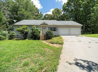 1084 New Hope Church Rd, Carrollton, GA 30117