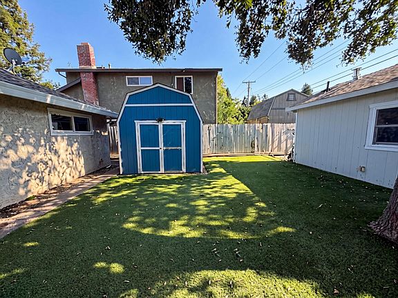 5th image of 1422 Oakmont Dr