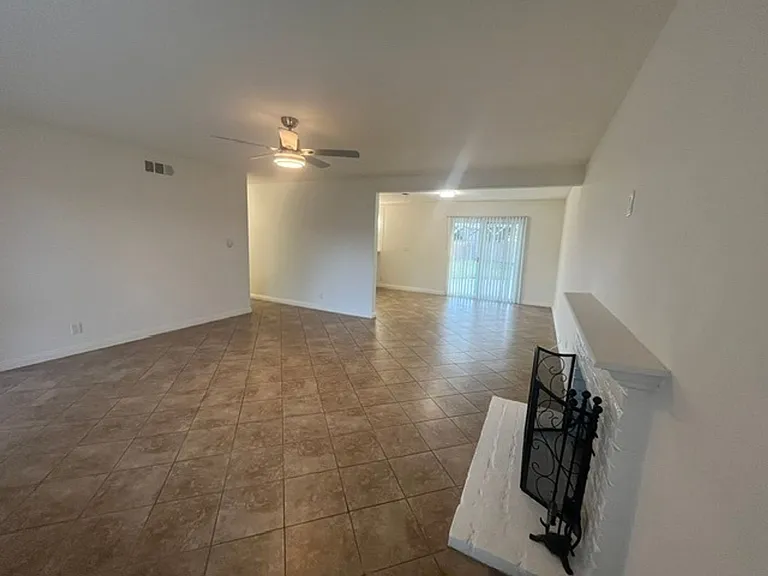 6581 Bestel Ave — Photo 5