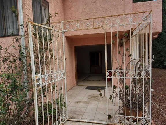 3rd image of 22753 Sherman Way