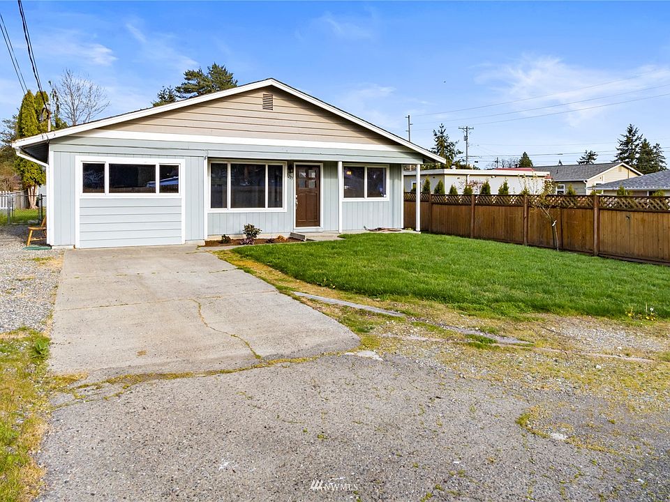 Front of home showing ample parking and room for more! 
