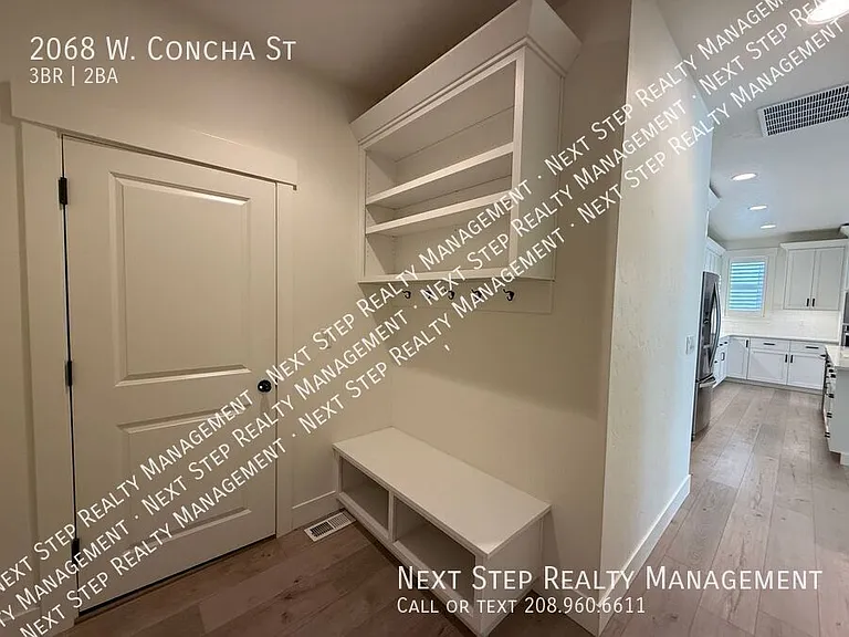 2068 W Concha St — Photo 24
