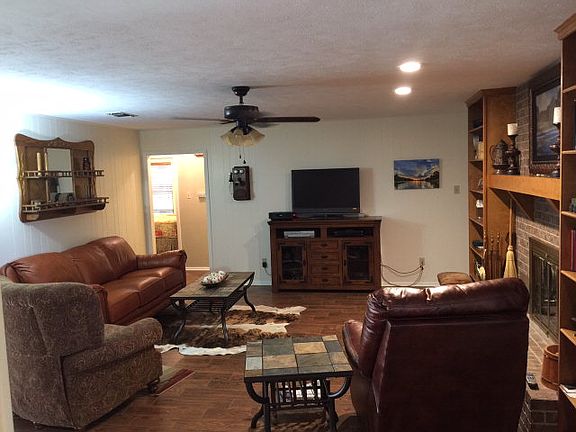 4th image of 123 Wild Timber Dr