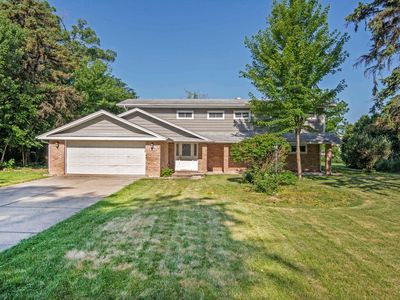 9S104 Aero Dr, Naperville, IL, 60564