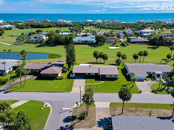 3rd image of 90 Country Club Dr