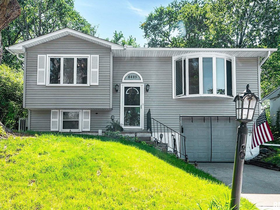 1st image of 6425 N Devonshire Dr