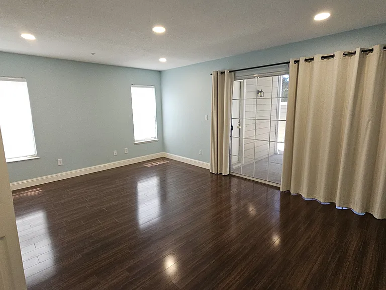 376 Treasure Island Dr — Photo 26