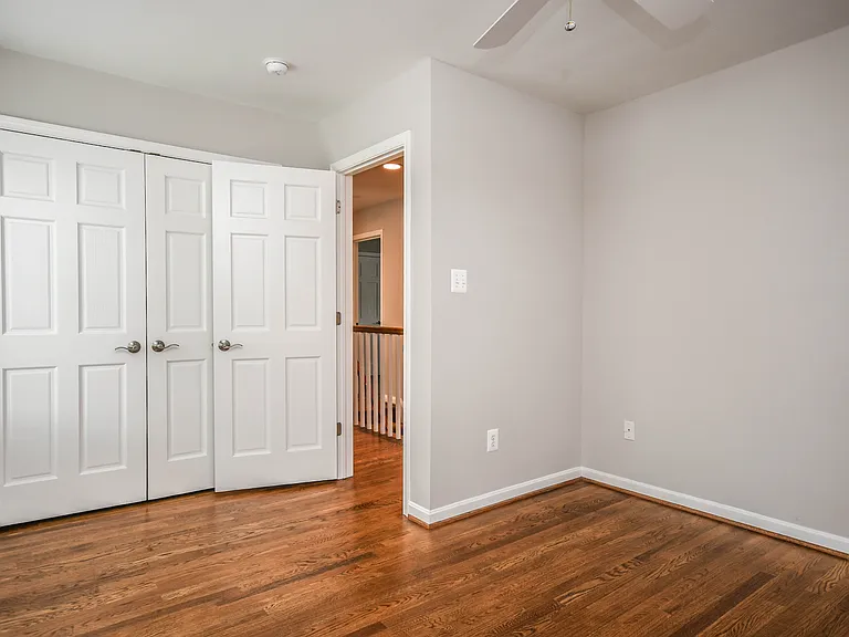 1211 Vinita Ln — Photo 42