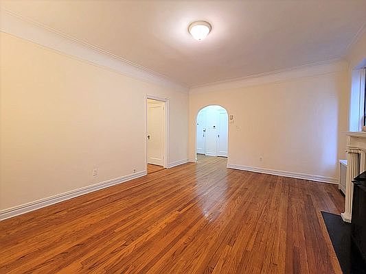 2nd image of 251 W 81st St APT 6B