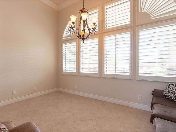 5th image of 1389 Romanesca Dr