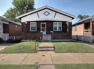 3854 Kingsland Ct, Saint Louis, MO 63116
