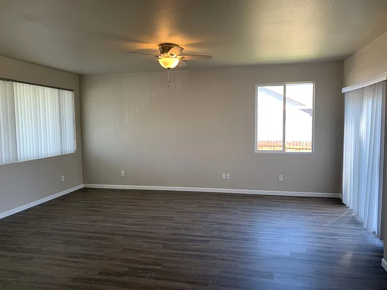 1403 Gettysburg Dr — Photo 2