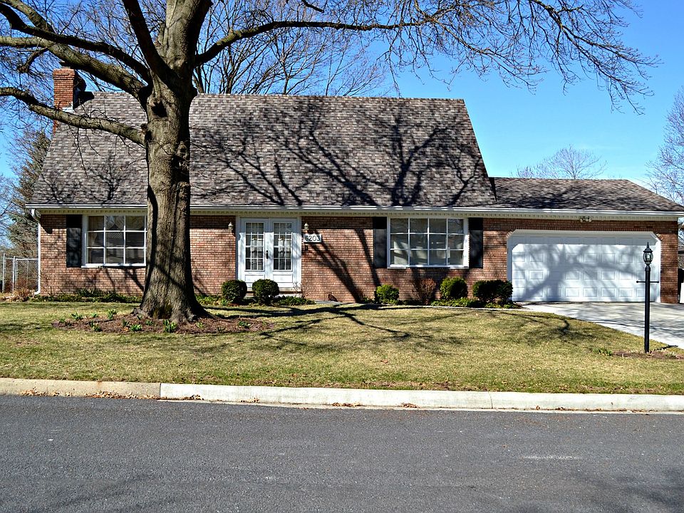 1st image of 6203 N Knollaire Dr