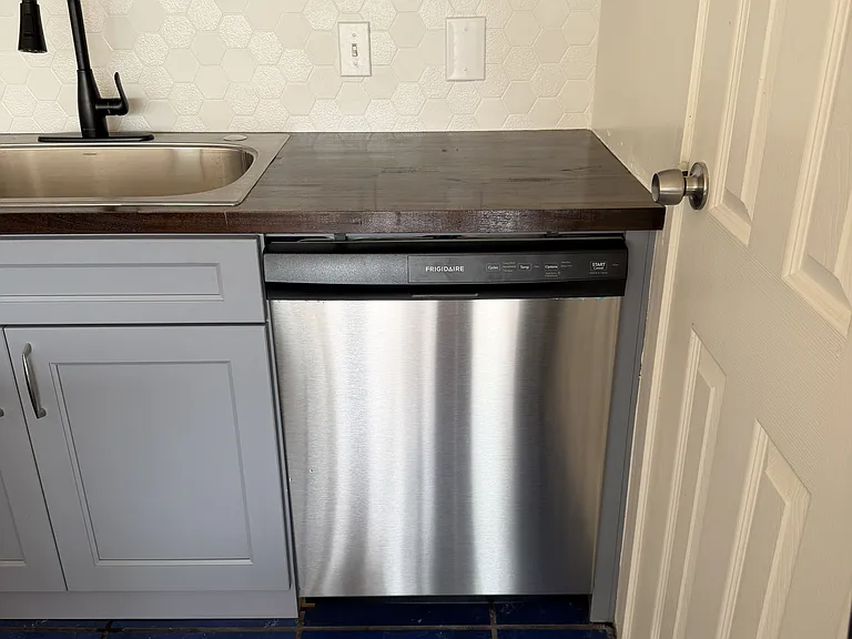 1687 Pensacola St #1106 — Photo 7