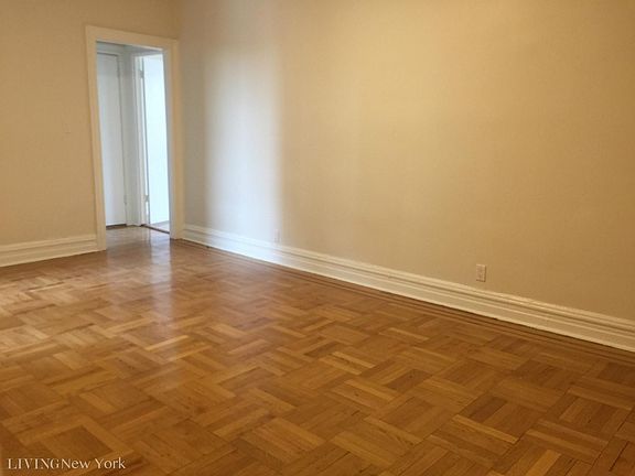 3rd image of 4706 46th St APT D1