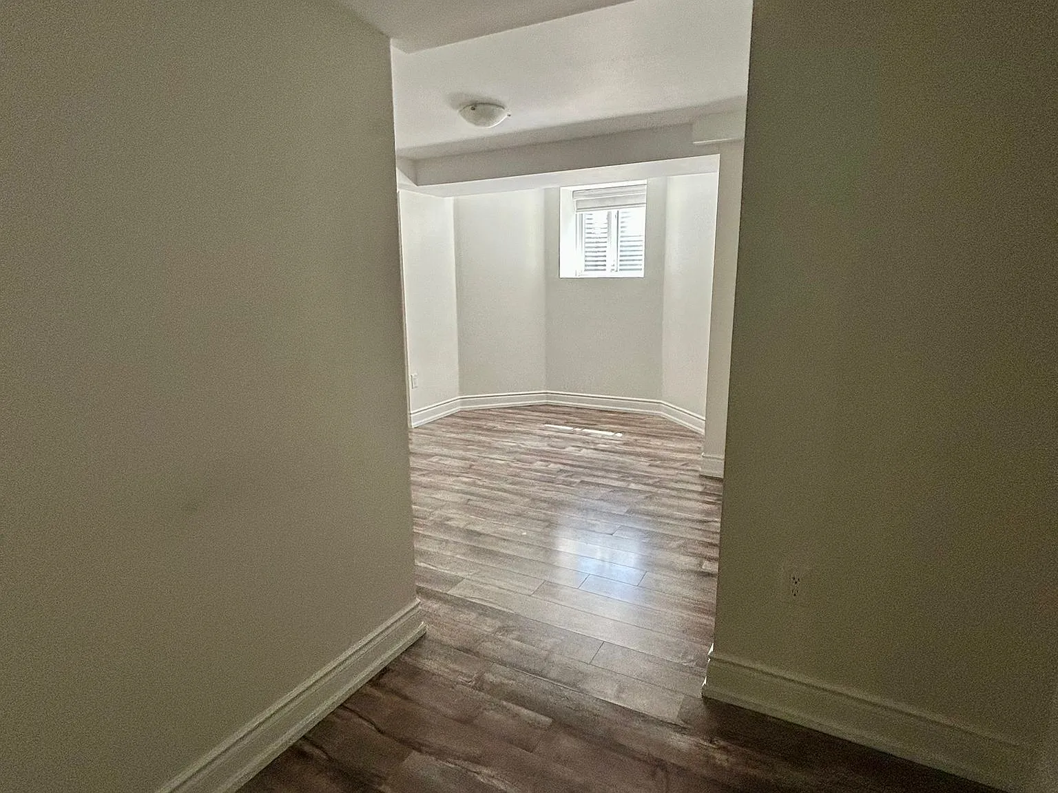 2 bed, $2,000 — Photo 3