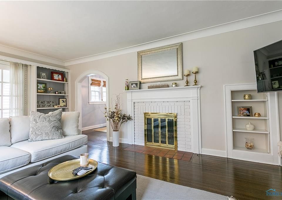 2325 Pemberton Dr, Toledo, OH 43606 Zillow