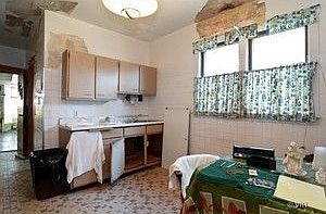 3rd image of 5551 W Drummond Pl