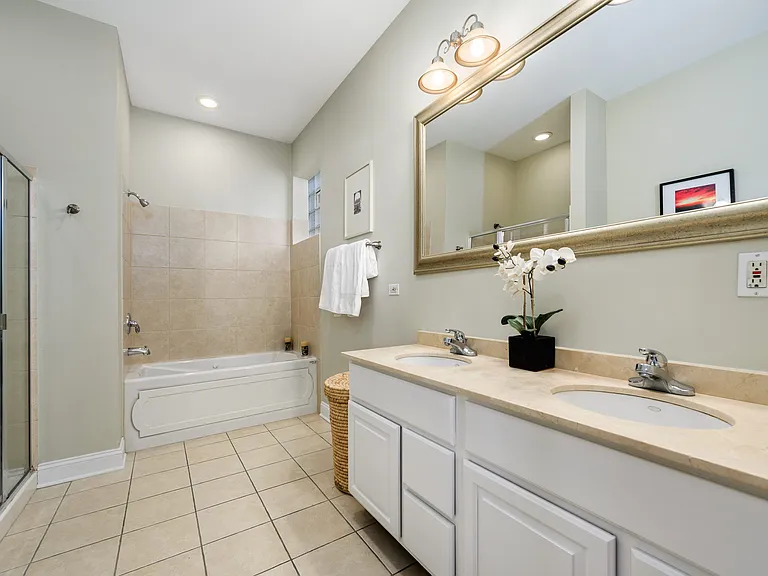 2512 W Thomas St #1 — Photo 11