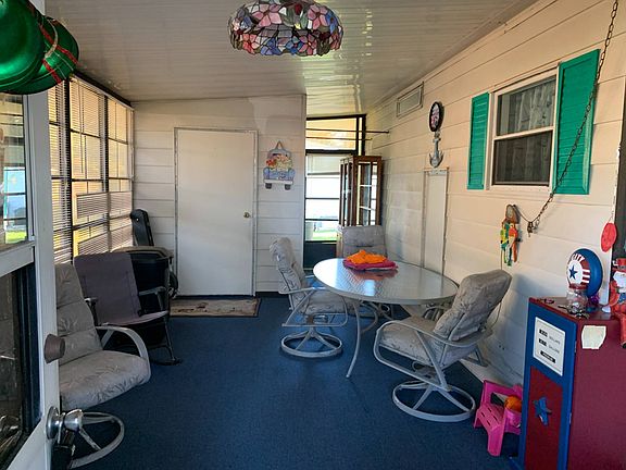 3rd image of 1305 Flor Del Sol Dr