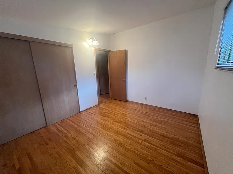 2451 Sherwood Rd — Photo 9