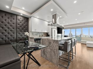 165 Legion Rd N #2128, Toronto, ON M8Y0B3
