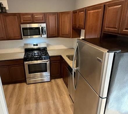 4th image of 3355 W Sunnyside Ave #3