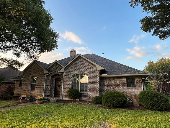 5th image of 710 Oriole Ln